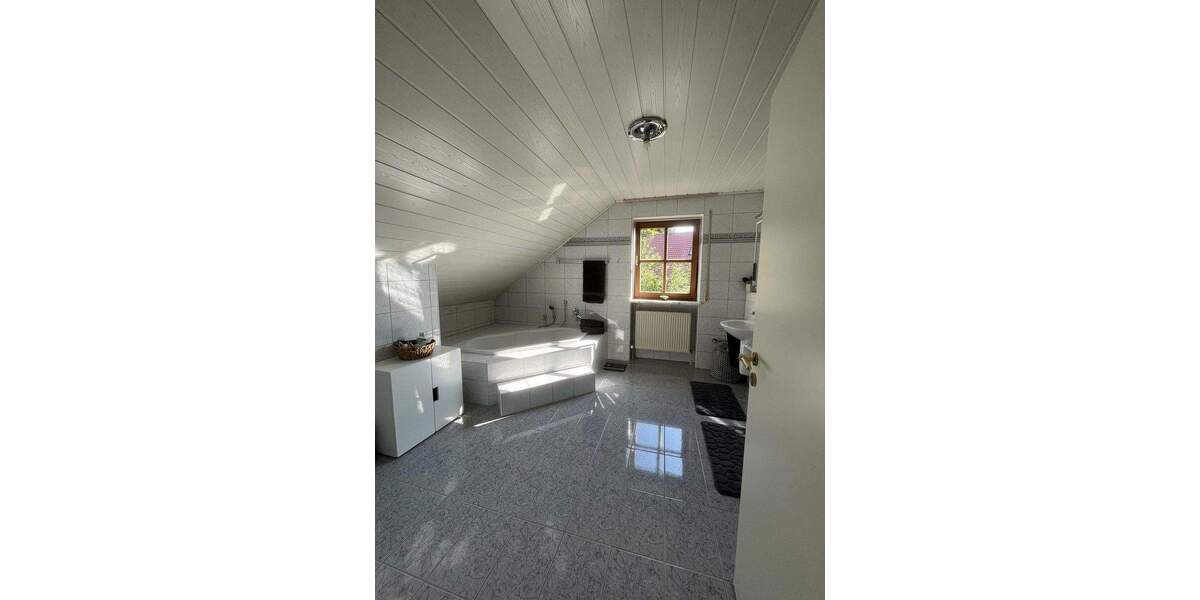 Einfamilienhaus Nittendorf - 7 Zimmer, 245 m&sup2;, 995.000&euro; | Angebot:25756414