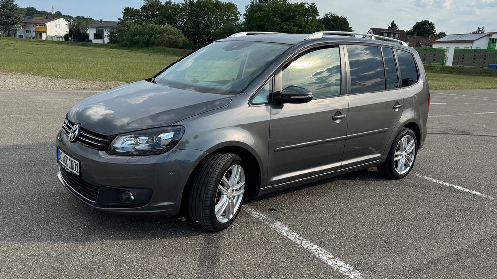 VW Touran 275.000 km 8.199 &euro; Riedlingen 88499