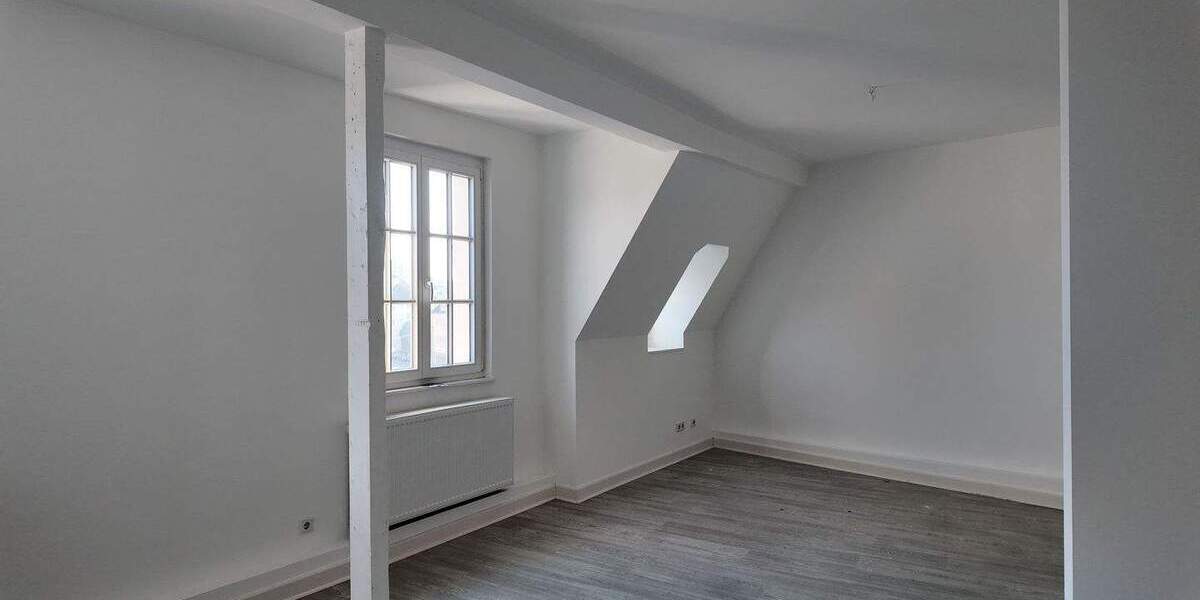 Etagenwohnung Leverkusen Opladen - 3 Zimmer, 106 m&sup2;, 1.250&euro; | Angebot:25423652