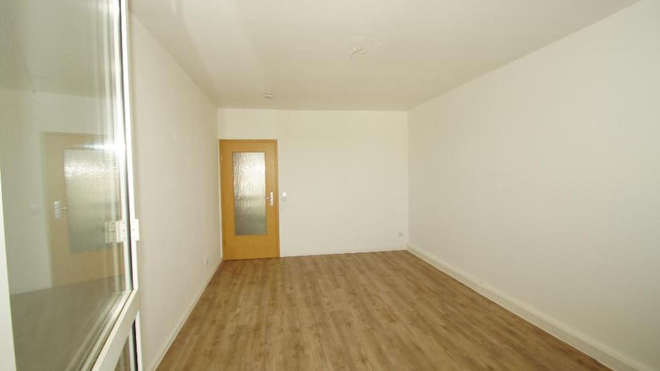 Etagenwohnung Dippoldiswalde - 4 Zimmer, 69 m&sup2;, 393&euro; | Angebot:24476941