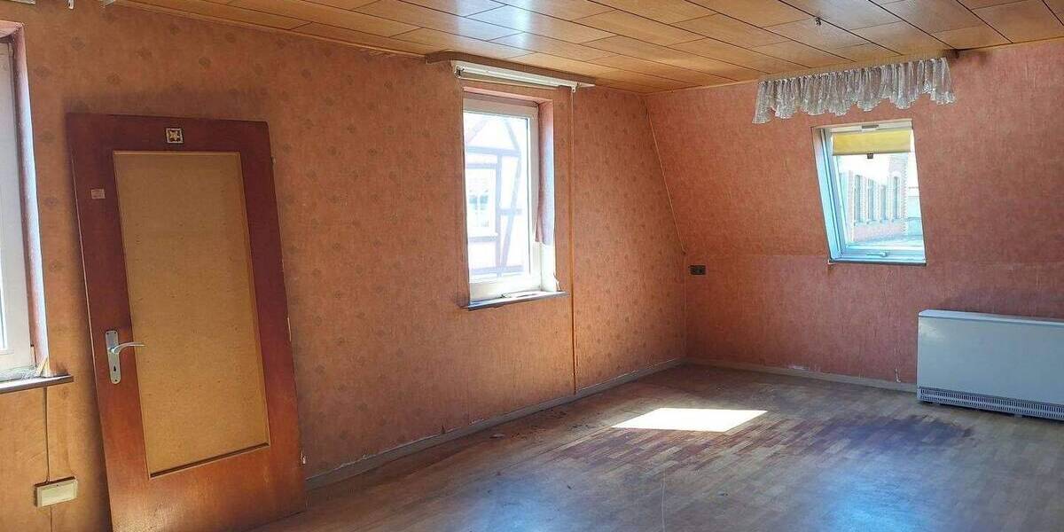 Mehrfamilienhaus, Wohnhaus Naumburg Elbenberg - 1 Zimmer, 79.000&euro; | Angebot:26879471