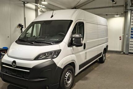 Opel Movano 33.872 km 25.150 &euro; Parsberg 92331