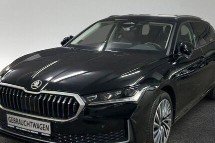 Skoda Superb 6.700 km 41.960 &euro; München 80687