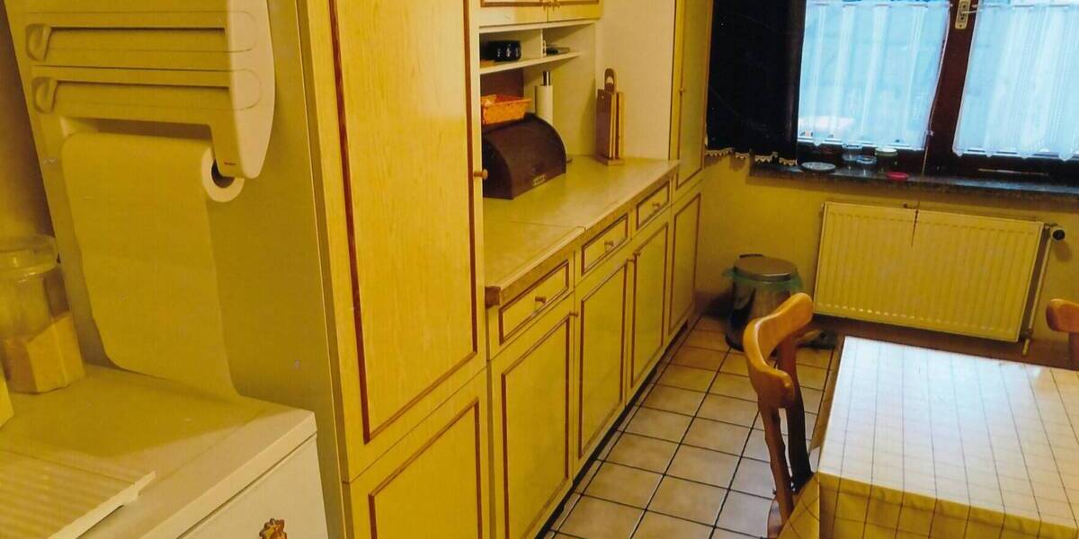 Etagenwohnung Grabfeld Jüchsen - 1 Zimmer, 237 m&sup2;, 48.000&euro; | Angebot:25668273