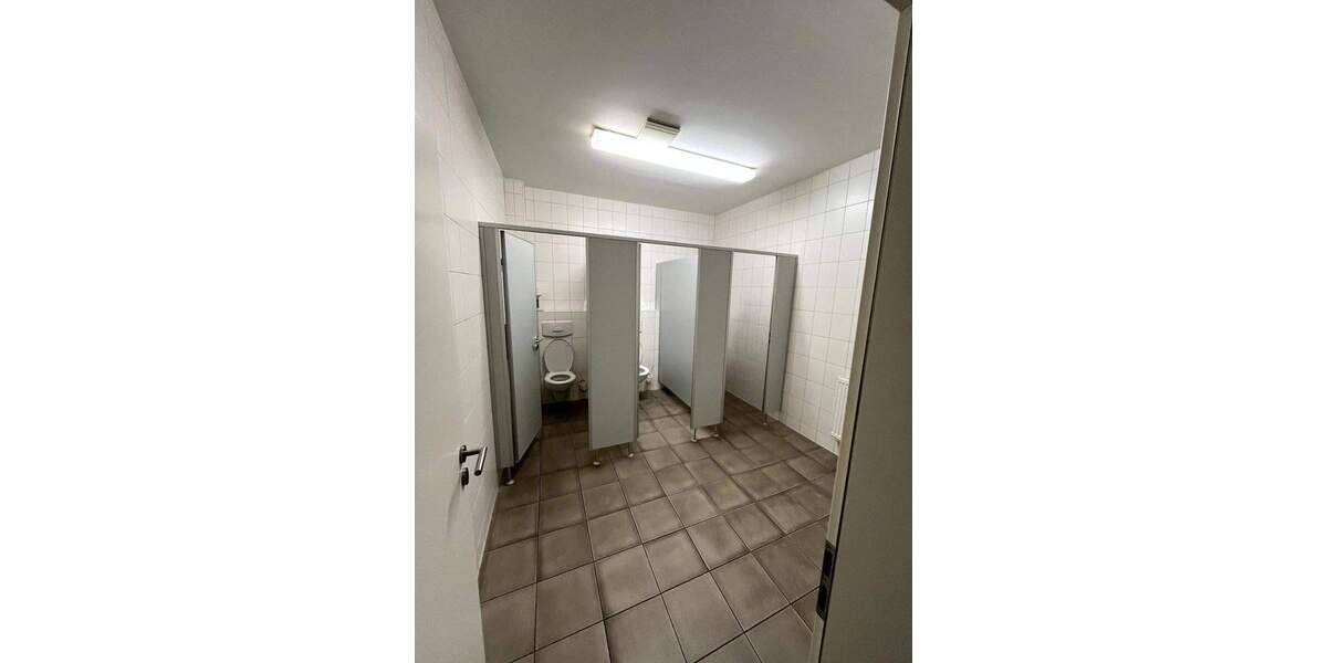 Gewerbeobjekt Halle (Saale) Büschdorf - 1 Zimmer, 488 m&sup2;, 3.990&euro; | Angebot:25671753