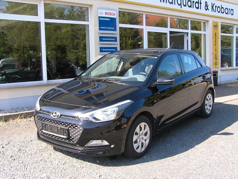 i20