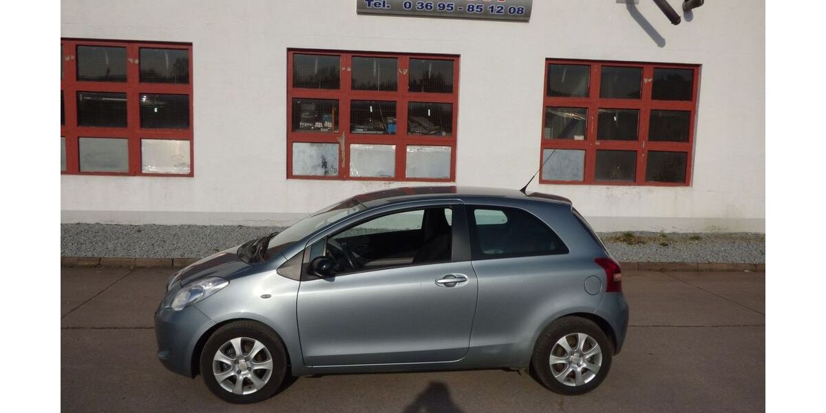 Toyota Yaris 57.600 km 3.900 &euro; Leimbach/Bad Salzungen 36433