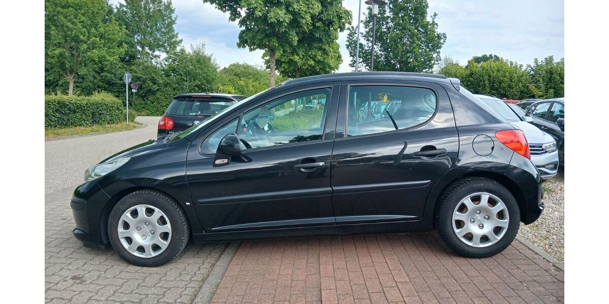 Peugeot 207 123.000 km 3.999 &euro; Gettorf 24214