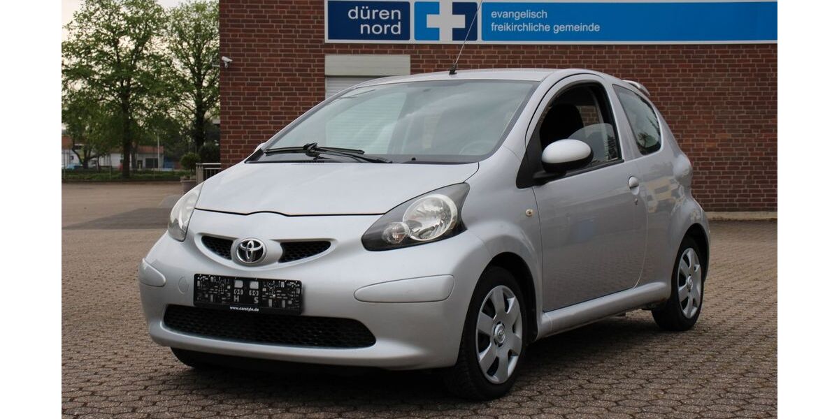 Toyota Aygo (X) 169.000 km 1.990 &euro; Düren 52349