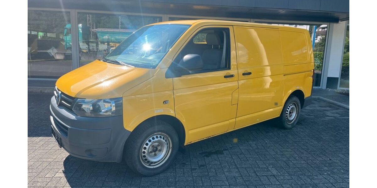 VW T5 Transporter 92.000 km 5.501 &euro; Finnentrop 57413
