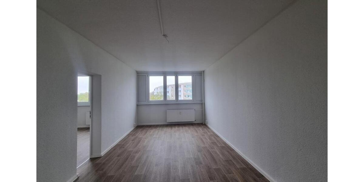 Etagenwohnung Halle (Saale) Nietleben - 4 Zimmer, 111 m&sup2;, 780&euro; | Angebot:26233703