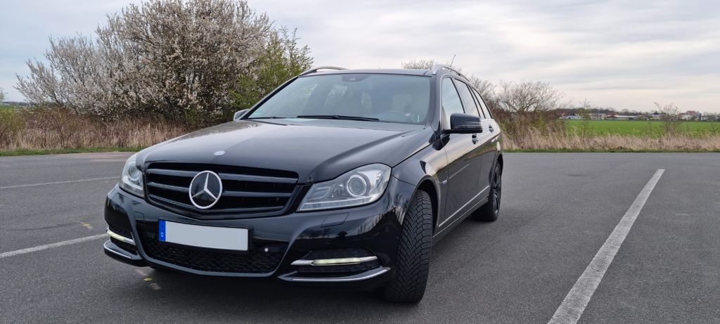 Mercedes-Benz C 250 167.281 km 13.300 &euro; Delitzsch 04509