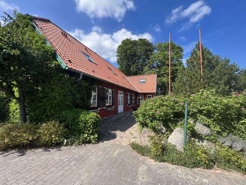 Gastronomie in Negast 1.450.000 € 1428 m² zimmer