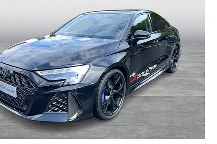 Audi RS3 4.000 km 75.900 &euro; Siegen 57074