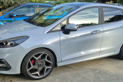 Ford Fiesta 76.300 km 15.490 &euro; Berlin 12351