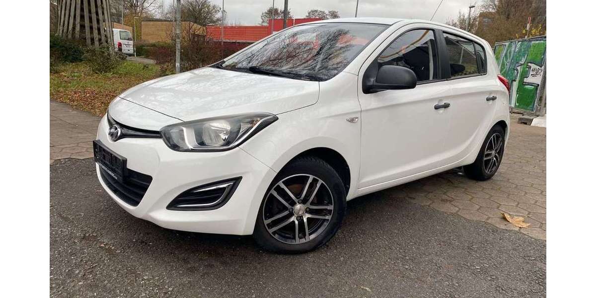 Hyundai i20 49.000 km 6.980 &euro; Hamburg 22179