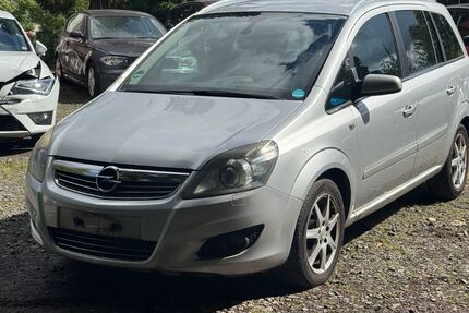 Opel Zafira 268.000 km 750 € Bad Breisig 53498