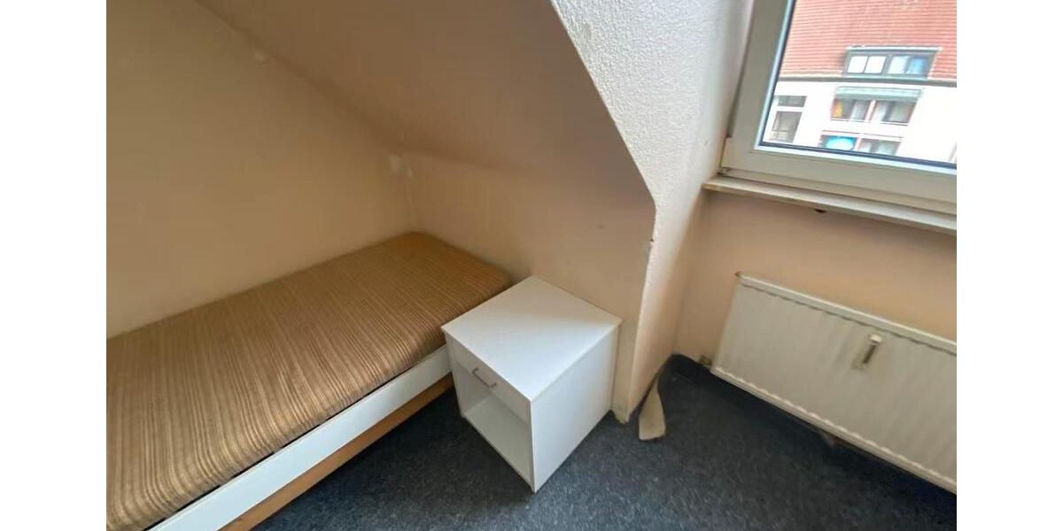 Etagenwohnung Erlangen Am Anger - 1 Zimmer, 20 m&sup2;, 320&euro; | Angebot:26357924