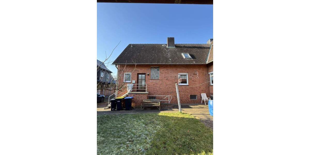 Doppelhaushälfte Uelzen Oldenstadt - 6 Zimmer, 107 m&sup2;, 175.000&euro; | Angebot:25671023
