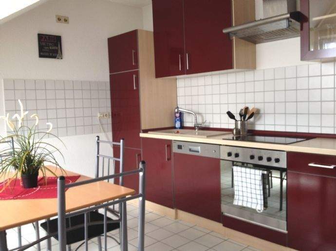 Etagenwohnung Viernheim - 2 Zimmer, 80 m&sup2;, 800&euro; | Angebot:25996421