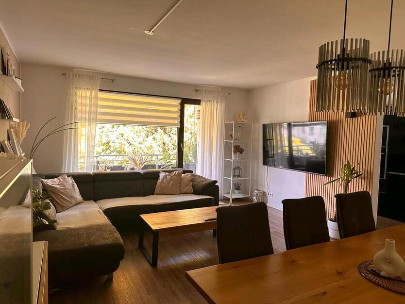 Moderne, kernsanierte Eigentumswohnung in bester Stadtlage zimmer
