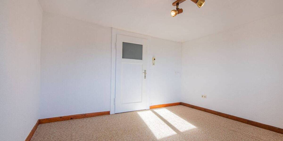 Reihenmittelhaus Klettgau Grießen - 6 Zimmer, 137 m&sup2;, 225.000&euro; | Angebot:25741792