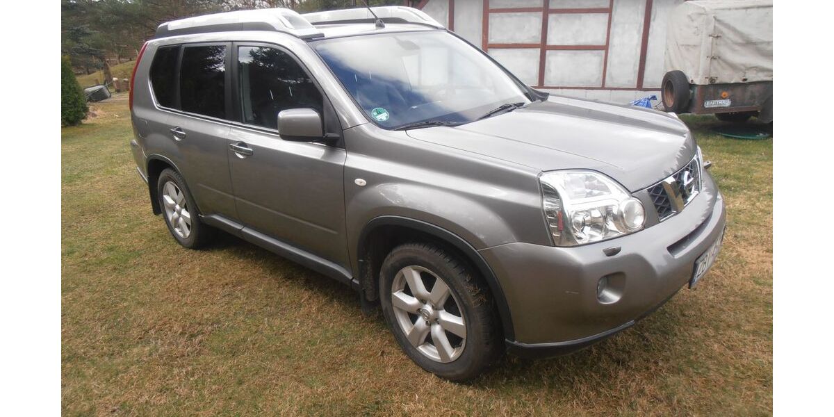 Nissan X-Trail 170.000 km 8.200 &euro; Neu Zittau 03362