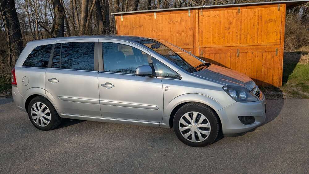 Opel Zafira 143.000 km 3.900 &euro; Puchheim 82178
