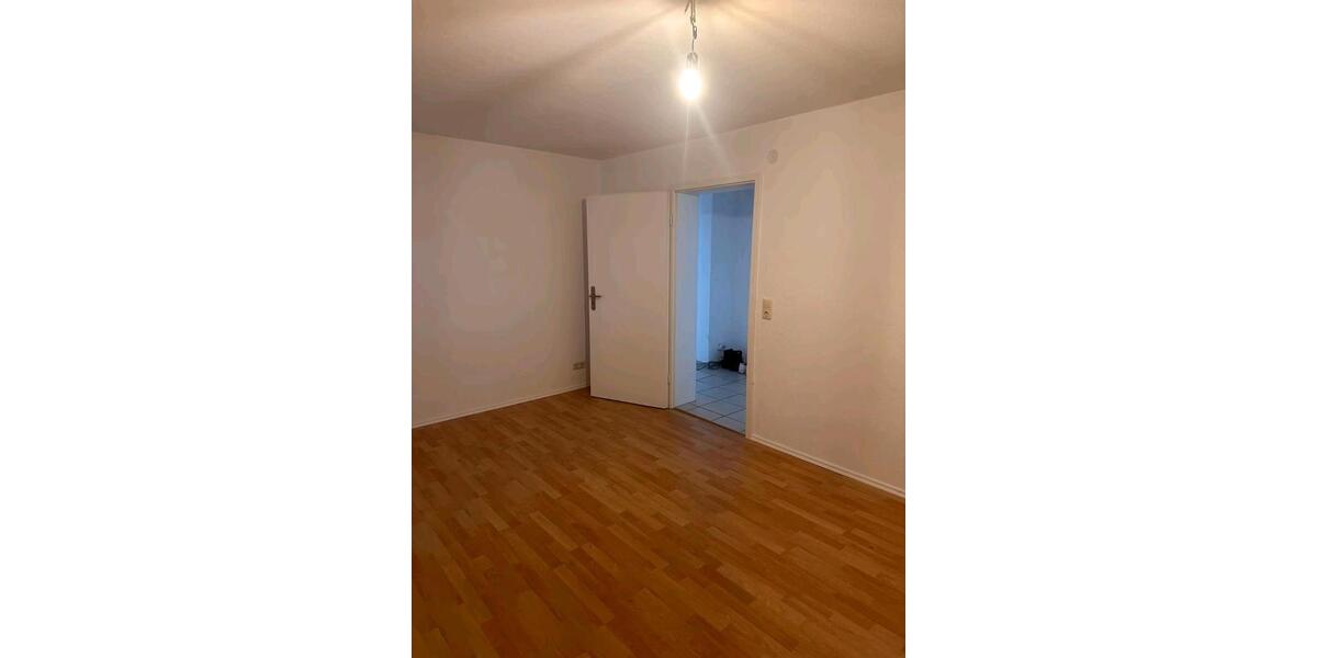 Ab 1.2. ruhige, sonnige 3,5 Zimmer EG Wohnung mit Garten in Aalen 3.5 zimmer