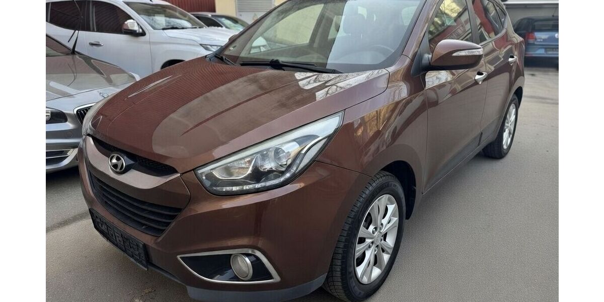 Hyundai ix35 135.769 km 9.999 &euro; Berlin 10247