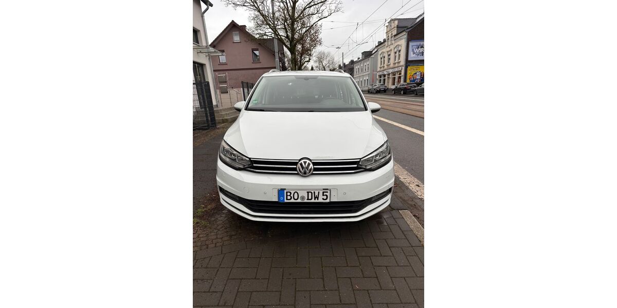 VW Touran 260.000 km 9.500 &euro; Bochum 44879