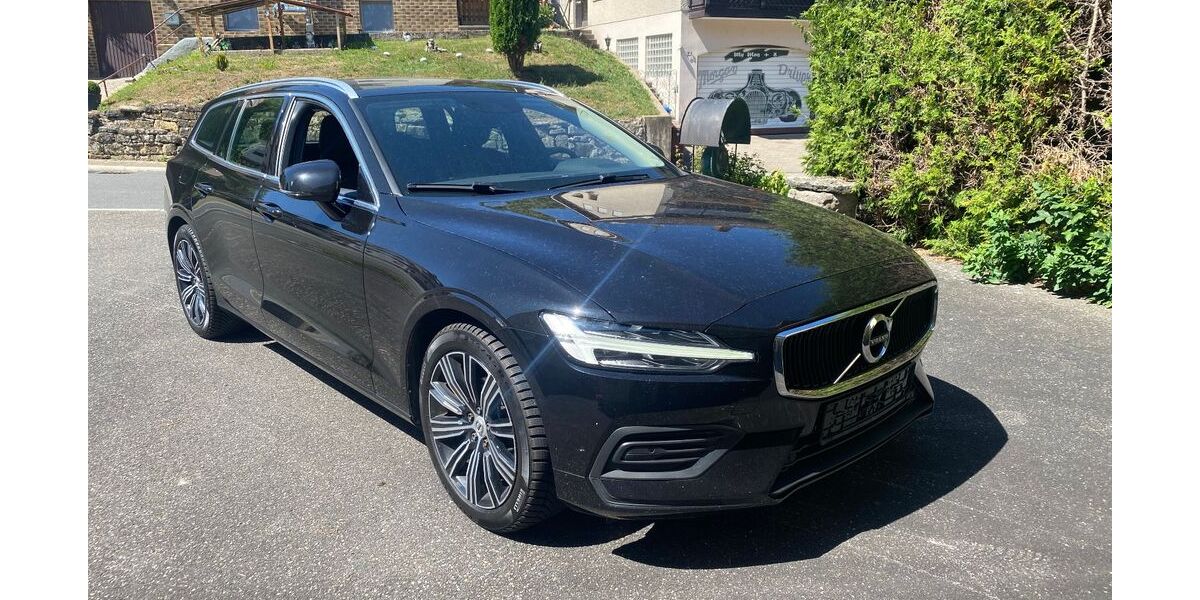 Volvo V60 141.553 km 22.999 &euro; Königheim 97953