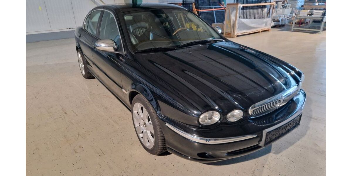 Jaguar X-Type 158.000 km 4.980 &euro; Dernbach 56307