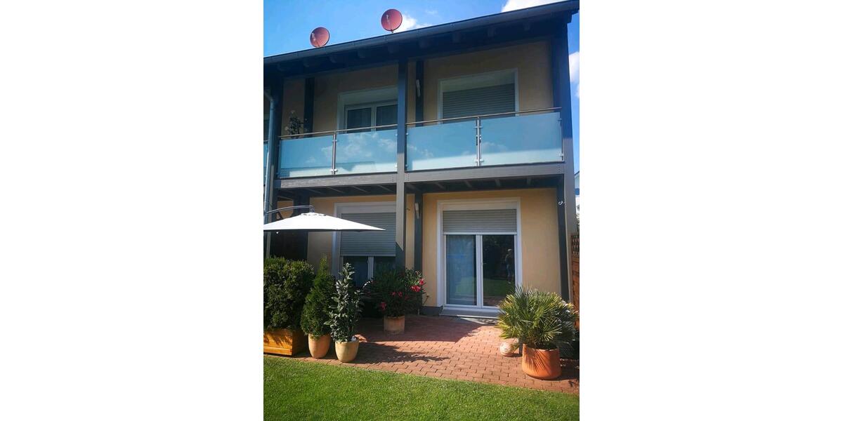 Reihenhaus Kahl am Main - 5 Zimmer, 150 m&sup2;, 1.750&euro; | Angebot:24743697