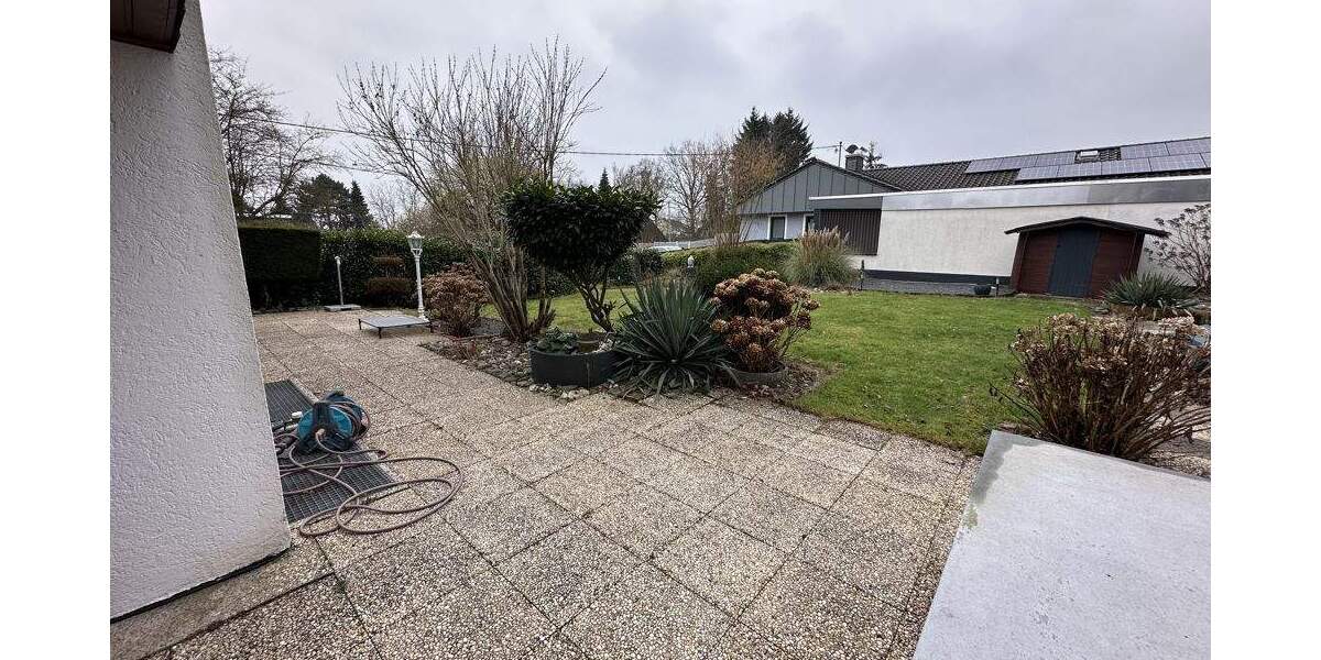 Einfamilienhaus Neuwied / Oberbieber Oberbieber - 6 Zimmer, 218 m&sup2;, 1.850&euro; | Angebot:25276016