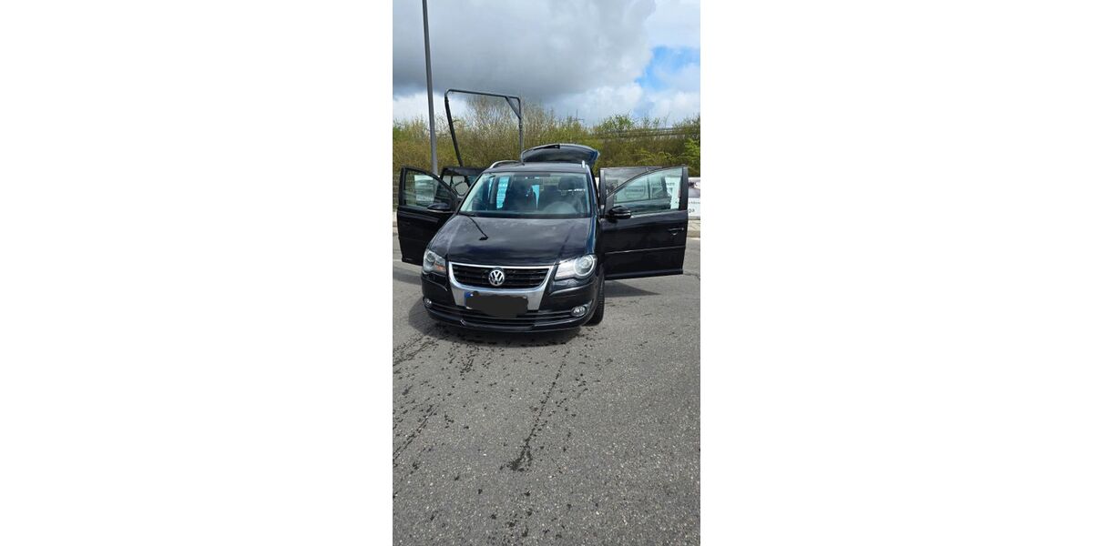 VW Touran 202.500 km 1.900 &euro; Villingen-Schwenningen 78056