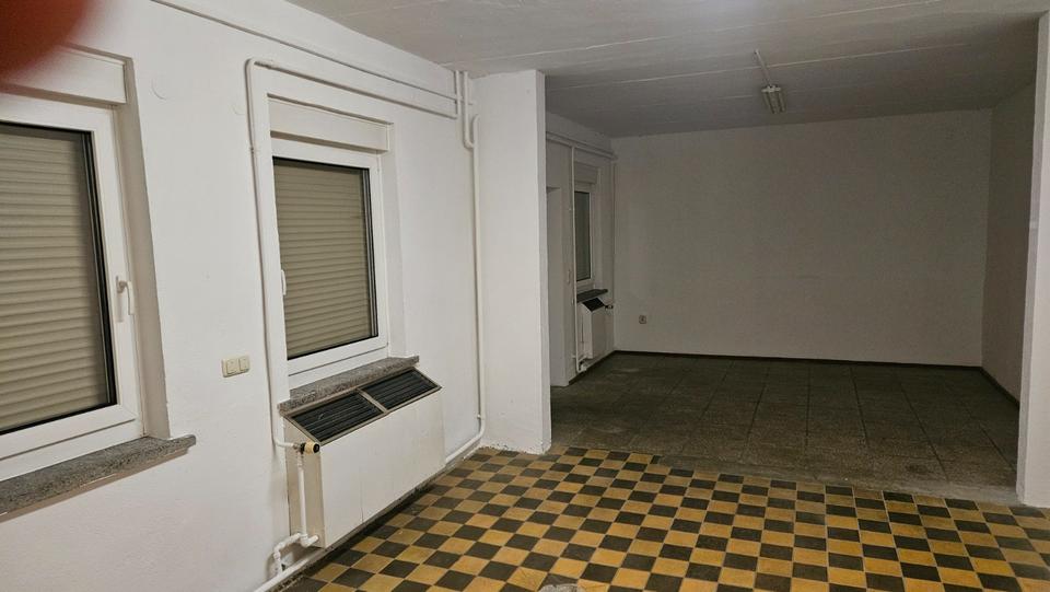 Gewerbeobjekt Drei Gleichen - 875&euro; | Angebot:24476530