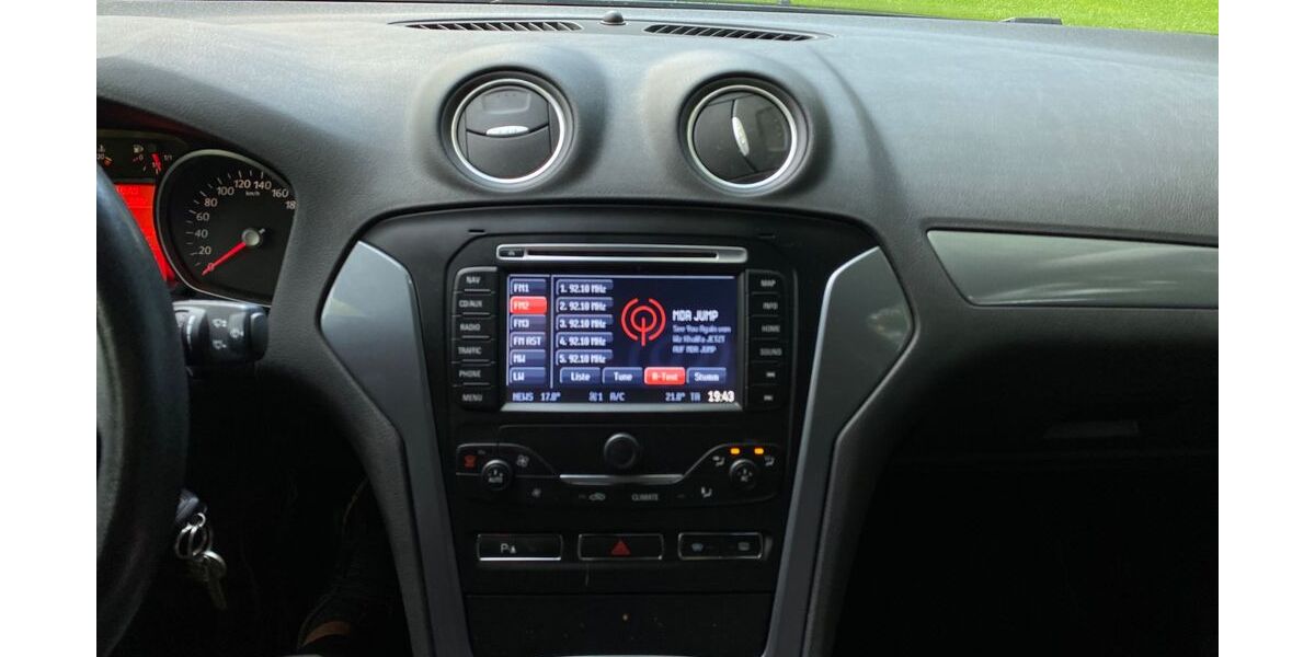 Ford Mondeo 114.900 km 8.450 &euro; Bergen 08239