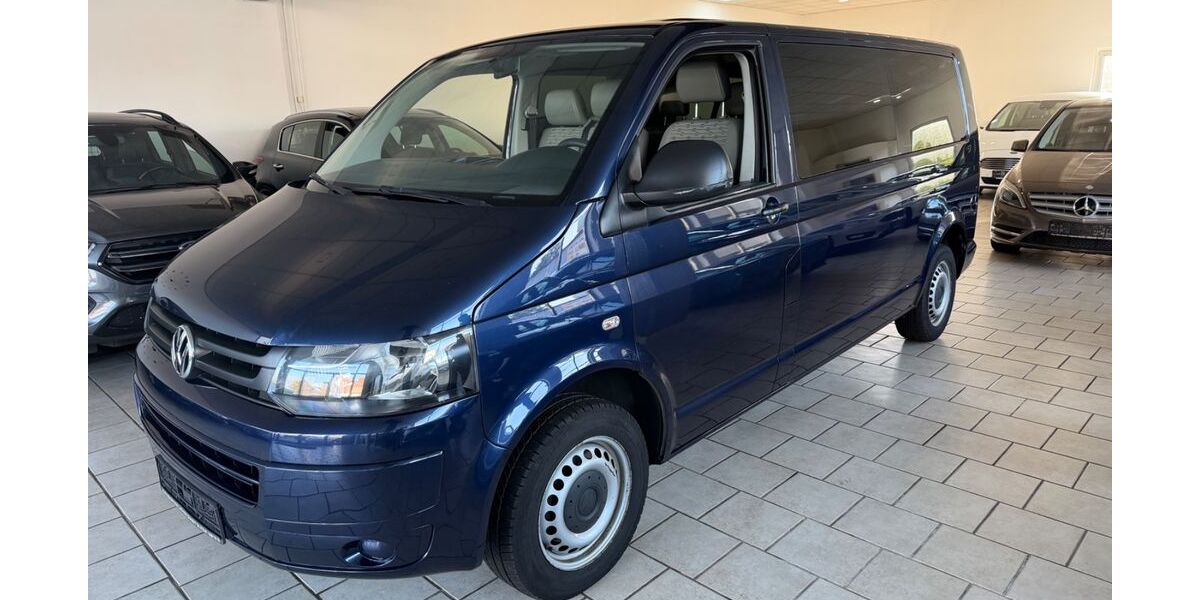VW T5 Transporter 215.000 km 13.950 &euro; Detmold 32756