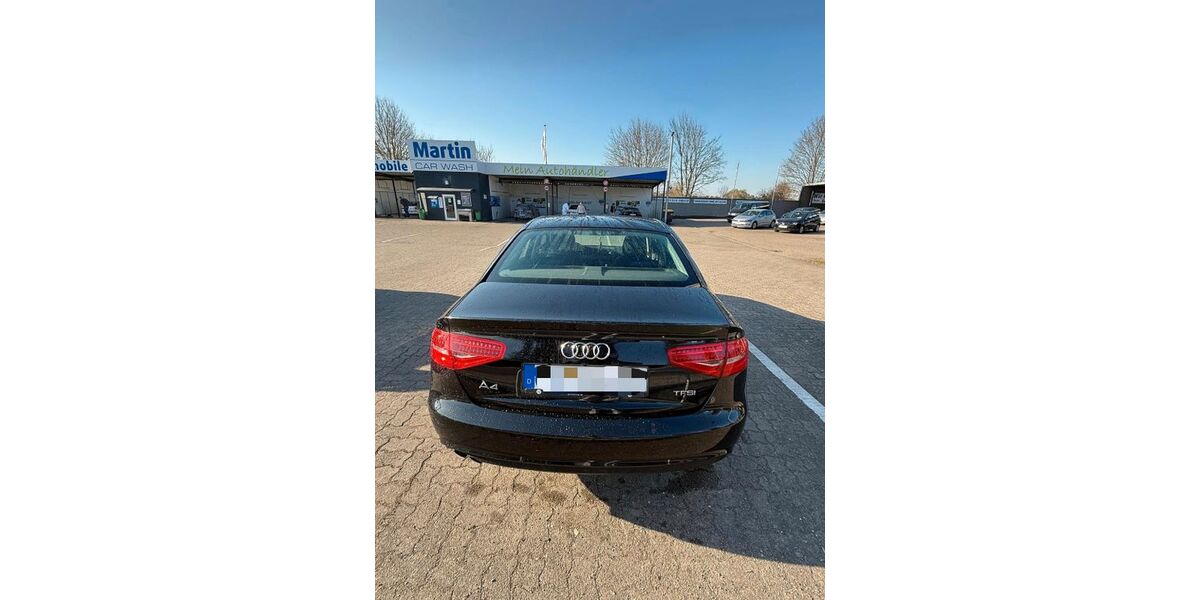 Audi A4 157.243 km 7.500 &euro; Lübeck 23560