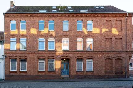 Wohnung zum Kaufen in Stade 195.000 € 90.45 m²