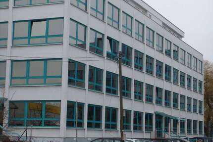 Gewerbeobjekt Halle Freiimfelde/Kanenaer Weg - 580&euro; | Angebot:25638854