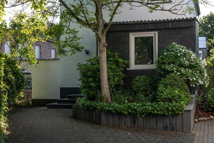 Haus Aachen Aachen-Mitte - 5 Zimmer, 140 m&sup2;, 1.600&euro; | Angebot:26426756