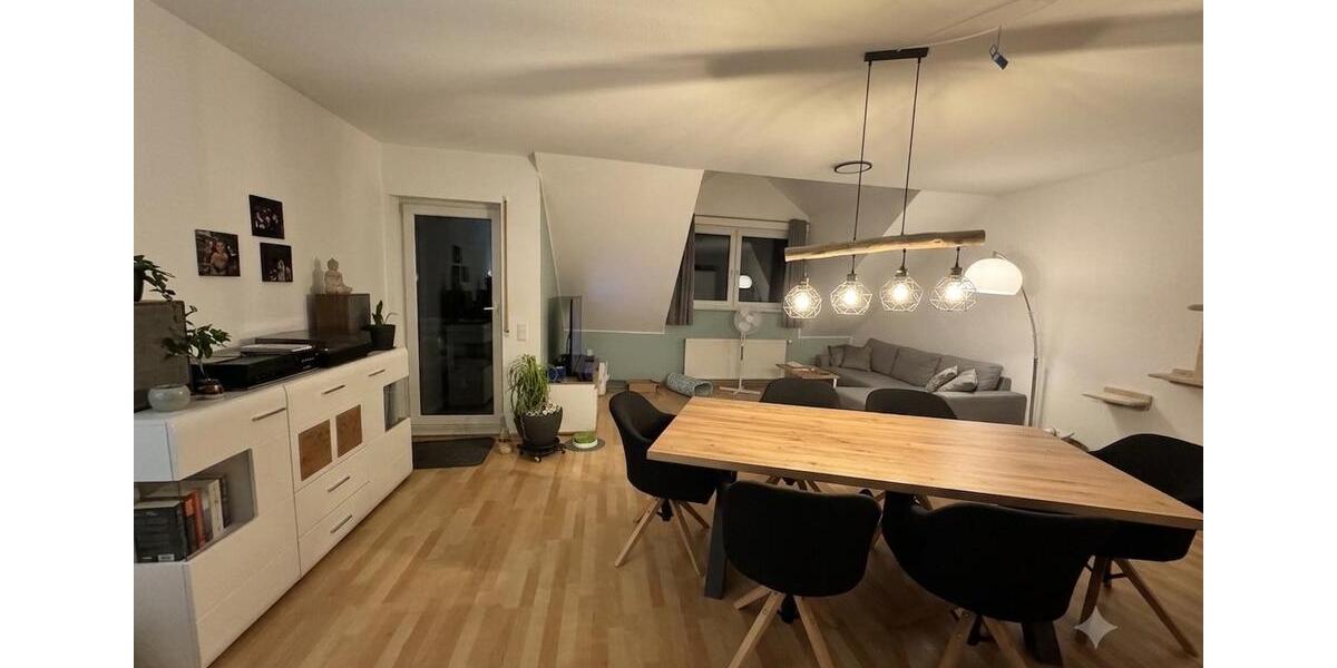 Dachgeschoßwohnung Überherrn - 4 Zimmer, 86 m&sup2;, 230.000&euro; | Angebot:27118242