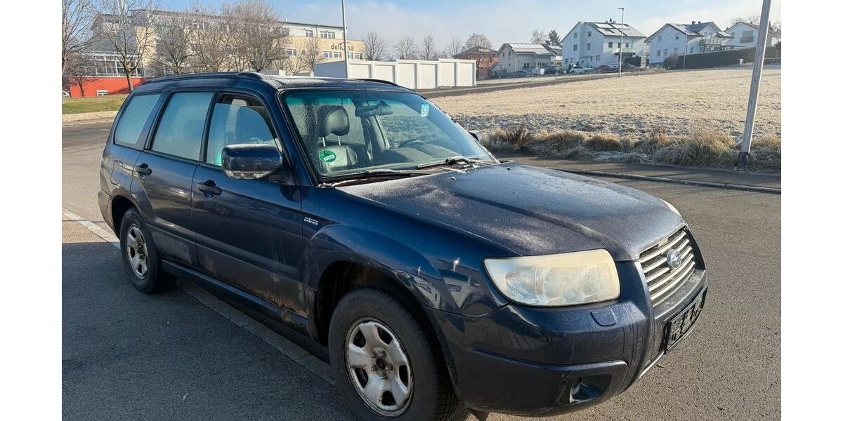 Subaru Forester 238.000 km 1.500 &euro; Gomaringen 72810