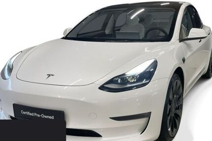 Tesla Model 3 68.537 km 28.900 € Hanau 63457