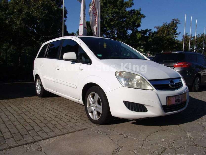 Opel Zafira 212.000 km 2.600 € Berlin 12681