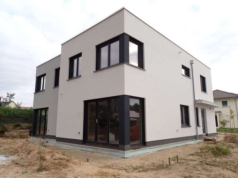 Haus zum Mieten in Zossen OT Wünsdorf 1.875 € 138 m² 4 zimmer