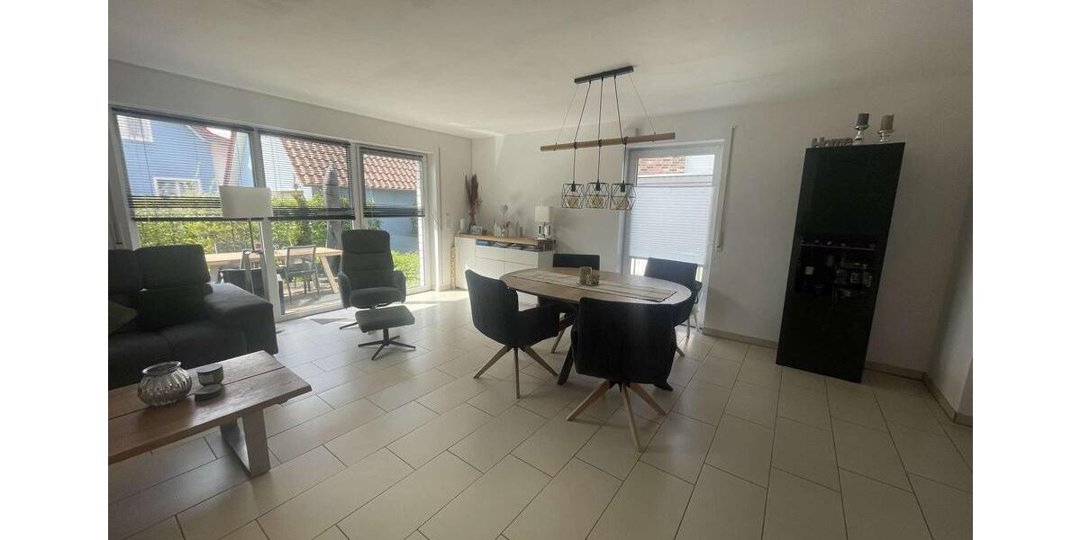 Doppelhaushälfte Spenge - 5 Zimmer, 143 m&sup2;, 1.150&euro; | Angebot:26278817