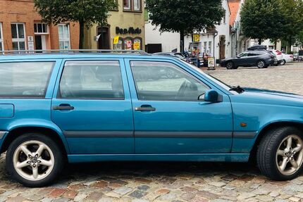 Volvo 850 327.000 km 600 &euro; Meldorf 25704